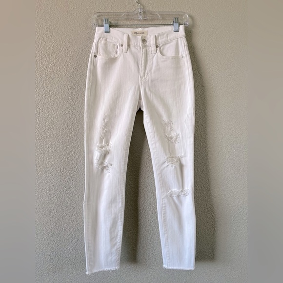 Madewell Denim - Madewell 9” High-Rise Skinny Crop Jeans in Pure White Deconstructed Hem Size 24